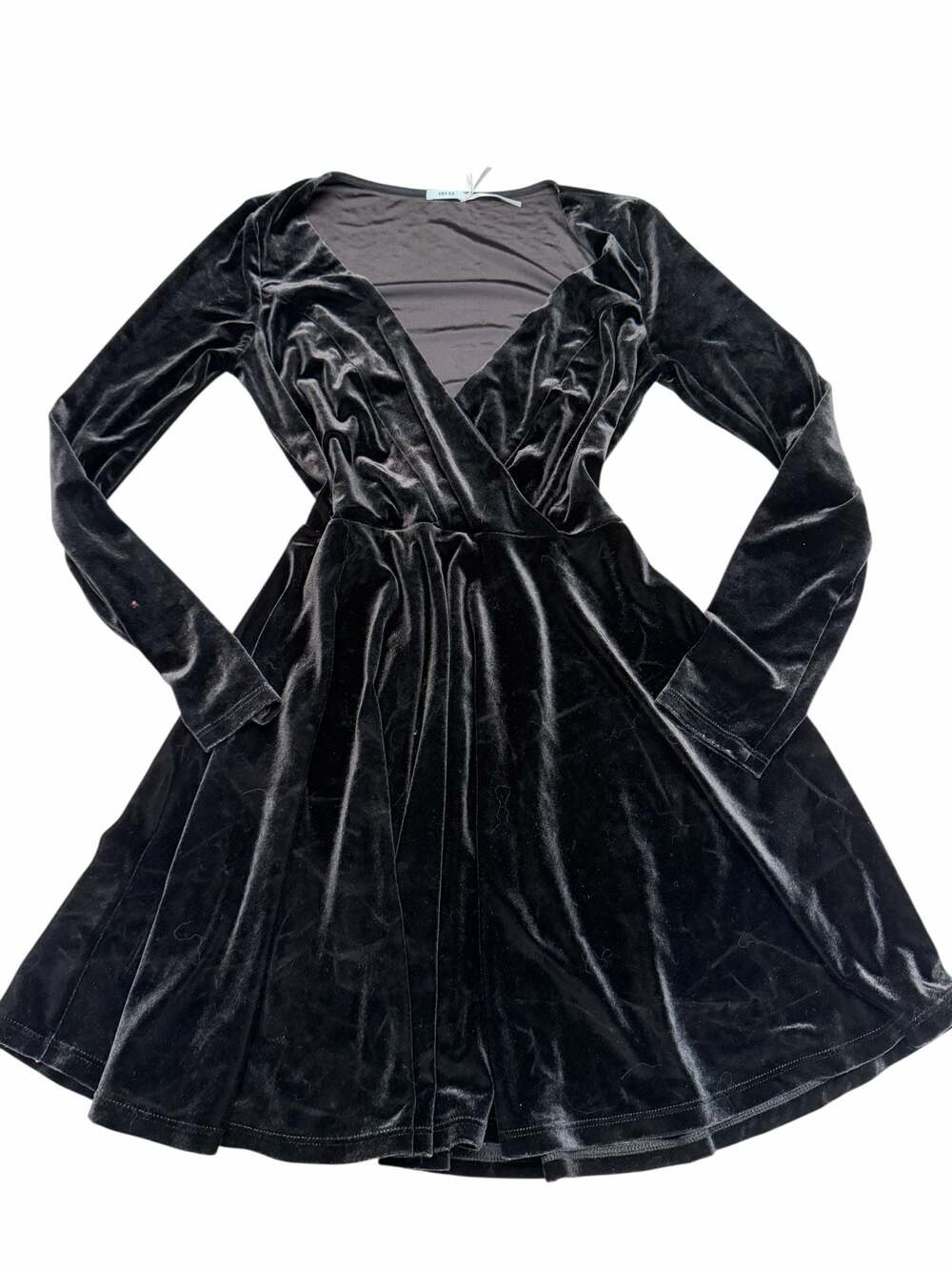 Kimchi Blue Urban Outfitters Black‎ Velvet V-Neck Long Sleeve Skater Mini Dress